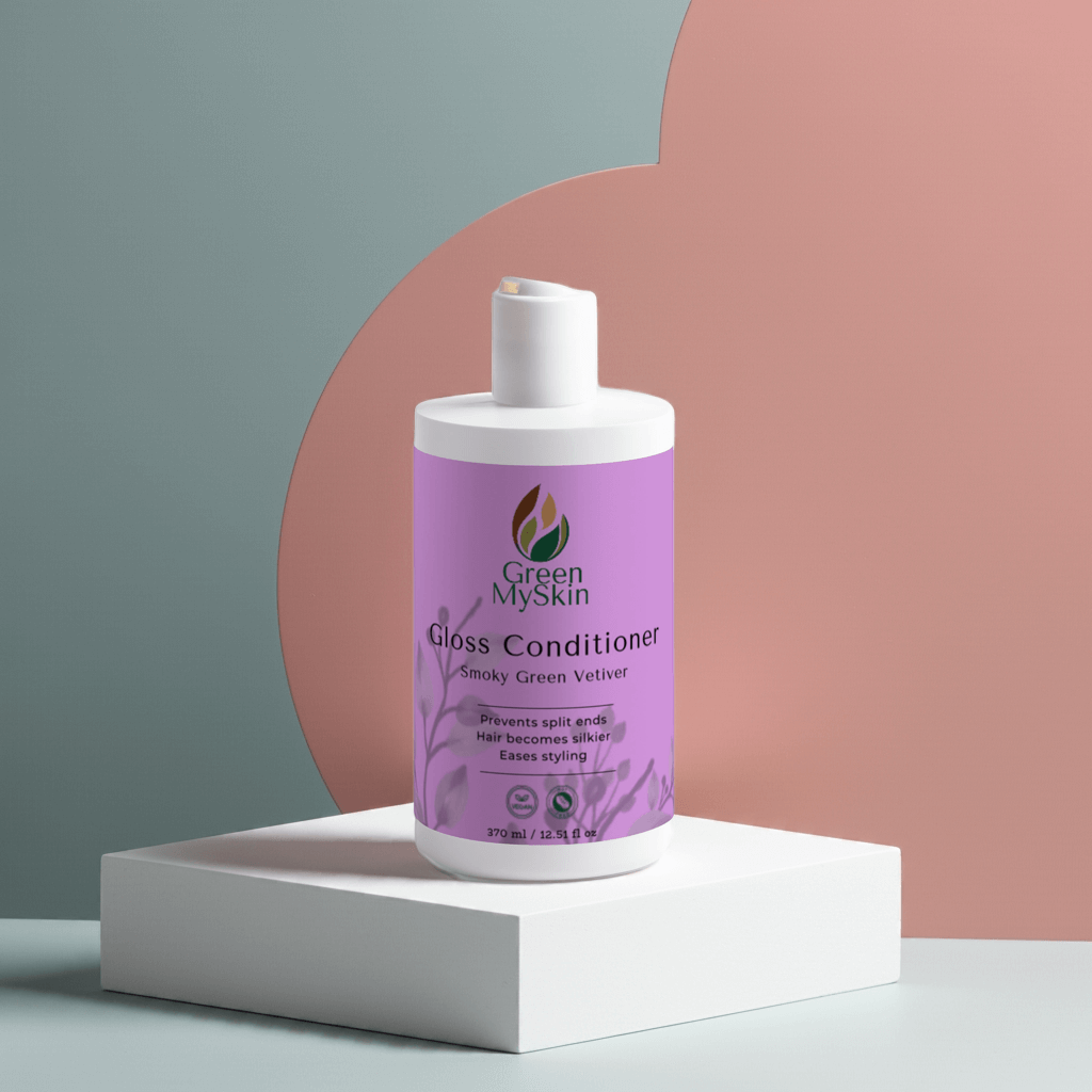 gloss-conditioner Smoky Green Vetiver bottle for smoother, silkier hair