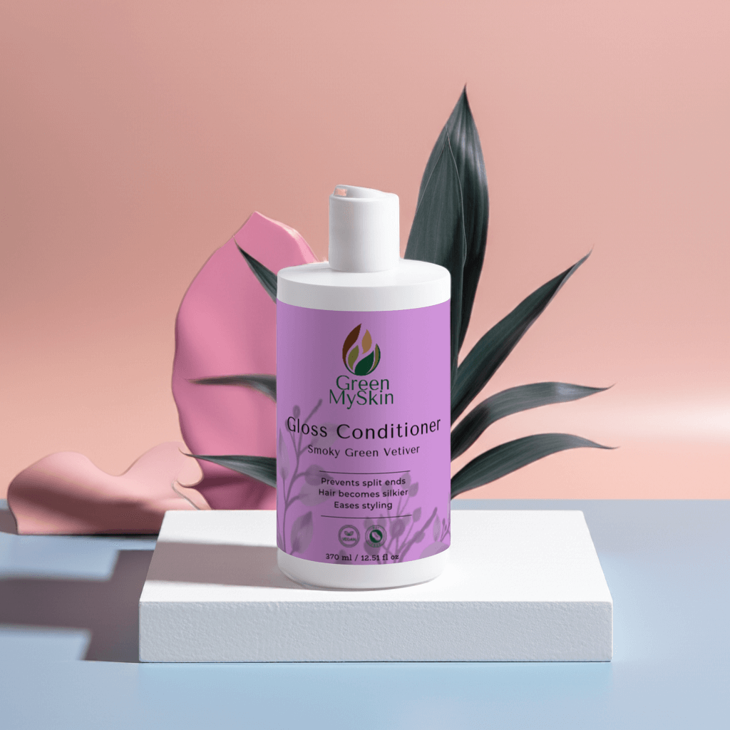 gloss-conditioner Smoky Green Vetiver bottle for smoother, silkier hair